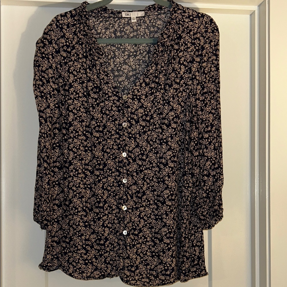 Floral Navy and Pink Women's Top DR2 size 1X